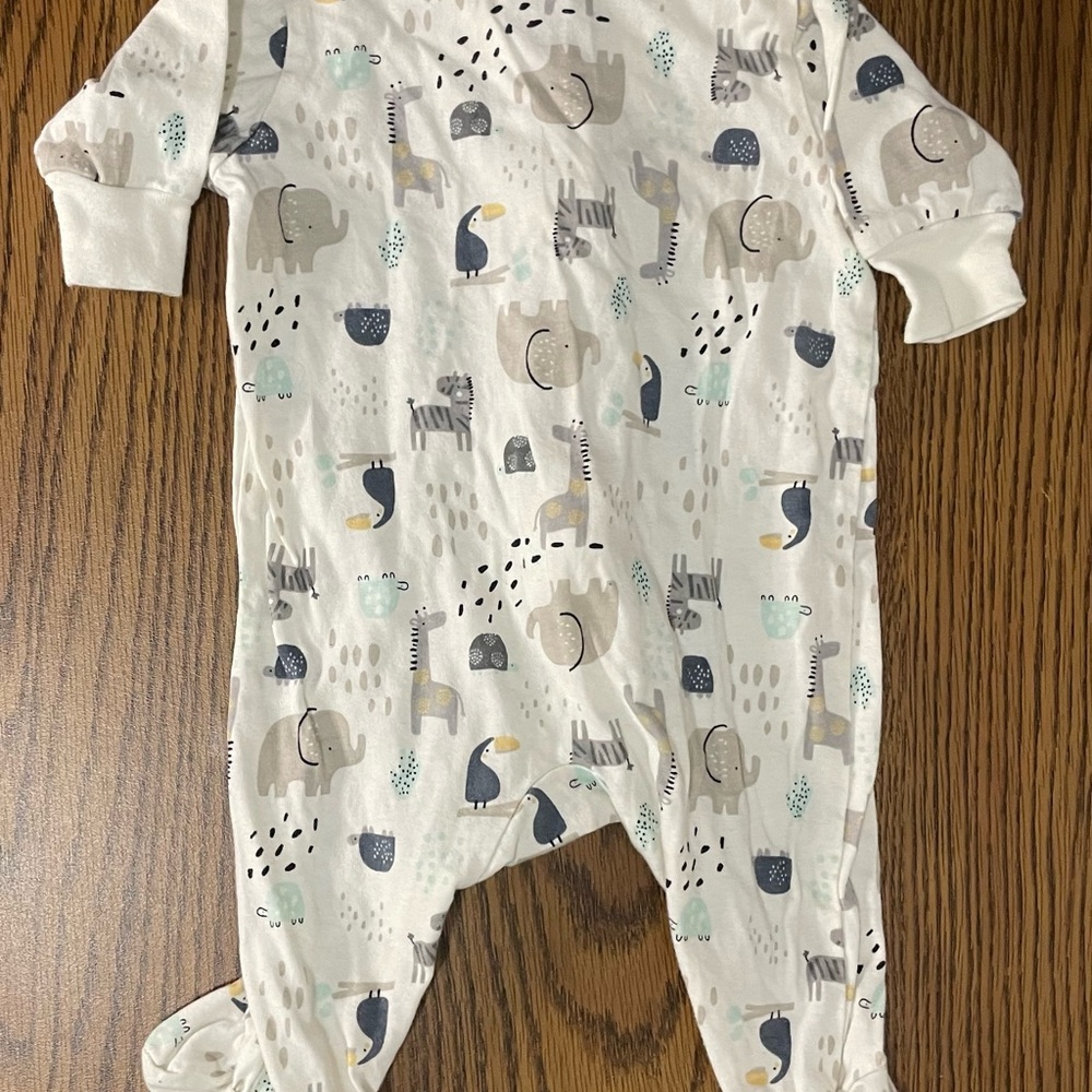Carter's Onsie Set - Picture 9 of 10